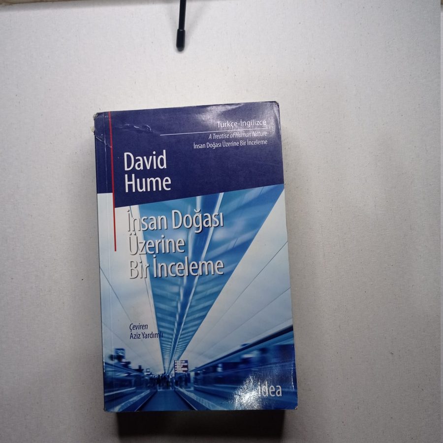 İnsan Doğası Üzerine Bir İnceleme / Türkçe - İngilizce